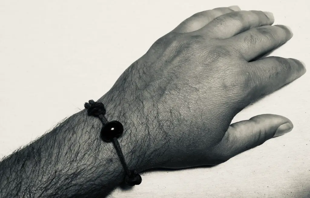 mano